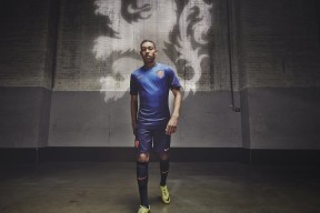 J9 Jiuyou Sports-体育旋涡，当败北新规遇上快船争议，荒诞与真实共舞